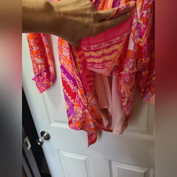 Florentine Printed Fitted Waist Romper - Picture 6 of 9